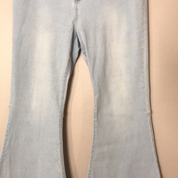 Buddy love MOONSHINE HIGH-WAISTED FLARED JEANS - LIGHT WASH size 30 - Picture 5 of 16